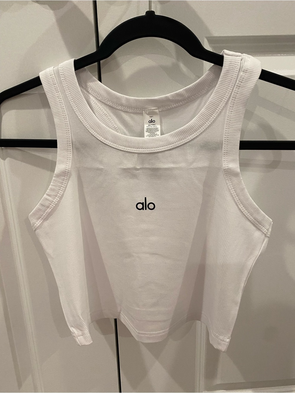 ALO Yoga White Ribbed Crop Tank